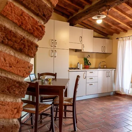 Massa Alta E 公寓式酒店 马萨马里蒂马