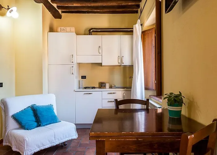 Aparthotel Massa Alta E Massa Marittima